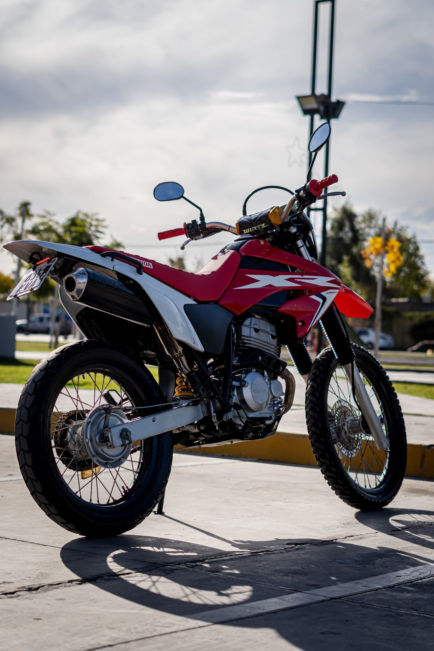 SORTEO HONDA TORNADO 293cc — foto 1
